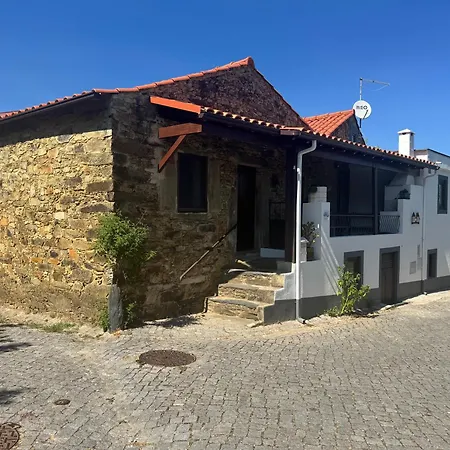 Casa Dos Laia *